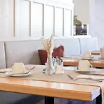 Penzion Fruhstuckshotel Scharinger 3*