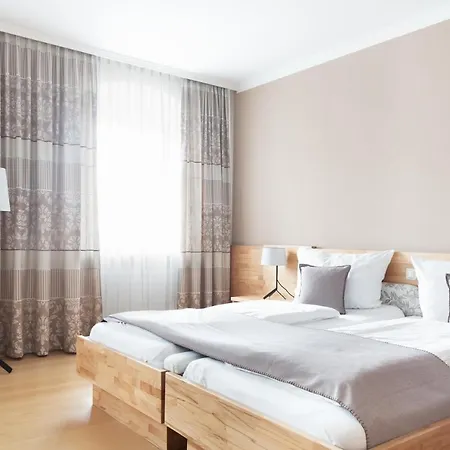 Casa de hóspedes Fruhstuckshotel Scharinger Haag am Hausruck