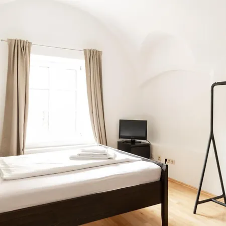 Fruhstuckshotel Scharinger Guest house