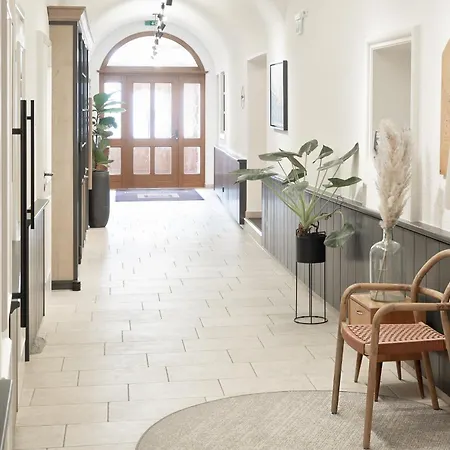 Fruhstuckshotel Scharinger Pensionat 3*