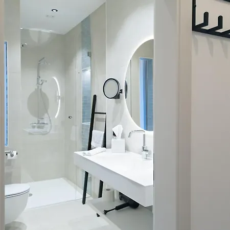 בית הארחה Fruhstuckshotel Scharinger 3*