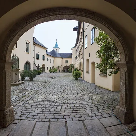 Fruhstuckshotel Scharinger 3* Haag am Hausruck