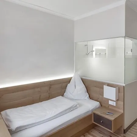 Fruhstuckshotel Scharinger Gasthof Haag am Hausruck