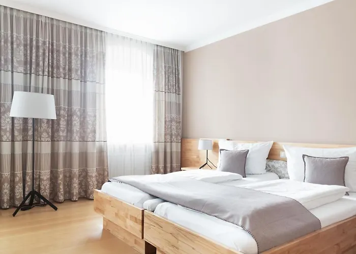 Pensionat Fruhstuckshotel Scharinger Haag am Hausruck