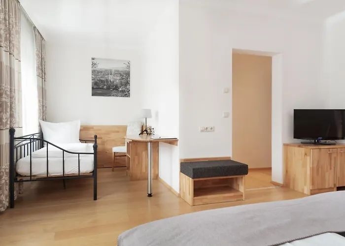 Fruhstuckshotel Scharinger ゲストハウス 3*