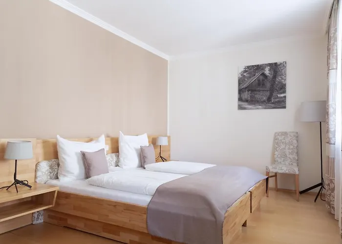 Fruhstuckshotel Scharinger Vendégház Haag am Hausruck