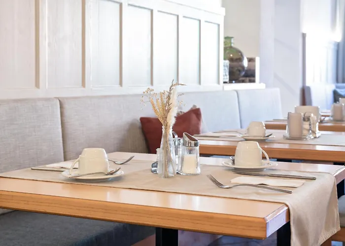 Pensionat Fruhstuckshotel Scharinger 3*