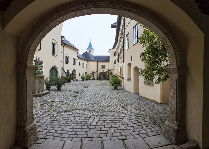 Fruhstuckshotel Scharinger 3* Haag am Hausruck