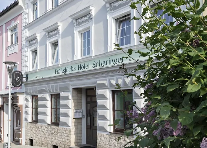 Pensionat Fruhstuckshotel Scharinger 3*