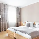 Casa de hóspedes Fruhstuckshotel Scharinger Haag am Hausruck